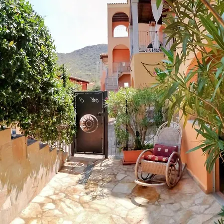 Grazioso Con Tutti Confort Apartman Lu Lioni